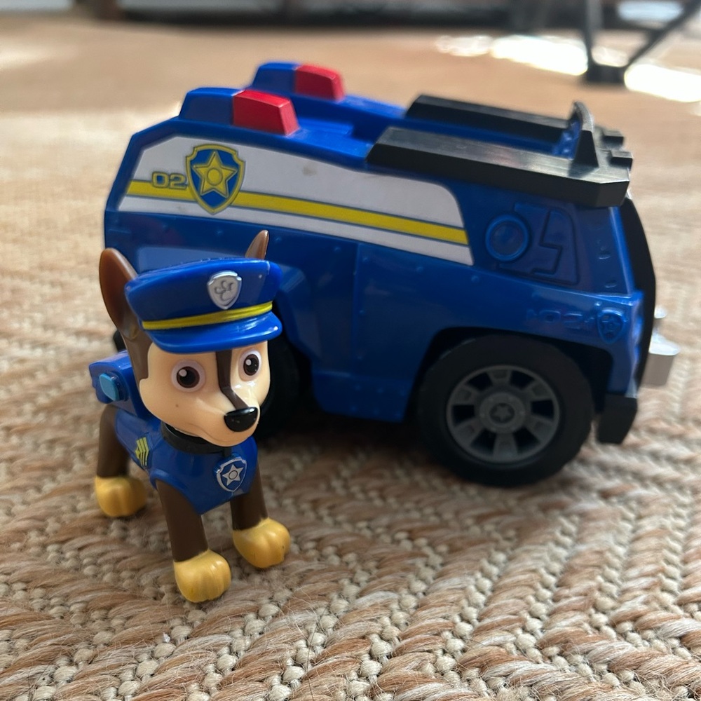 Paw Patrol Chase and Car